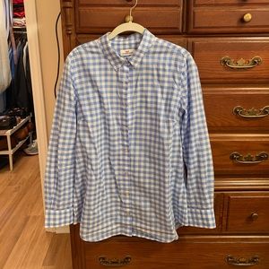 Vineyard Vines Button Down Shirt